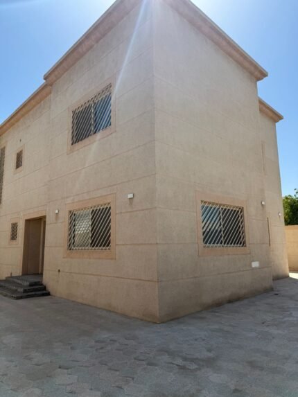 فيلا للبيع_الجبيل الصناعية_الفاروق حي النور_مساحة: 680 م