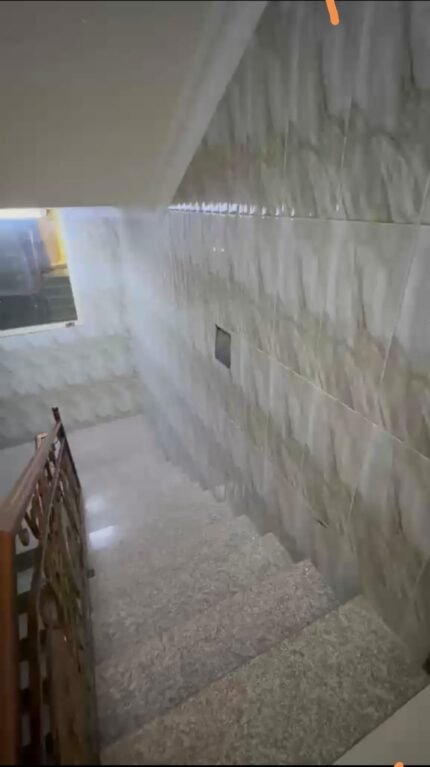 شقة مجددة للبيع 230.5م² | الجبيل – حي الخالدية