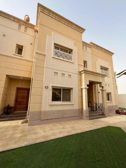 فيلا للبيع 490م² (زاوية) | الجبيل الصناعية – حي المطرفية
