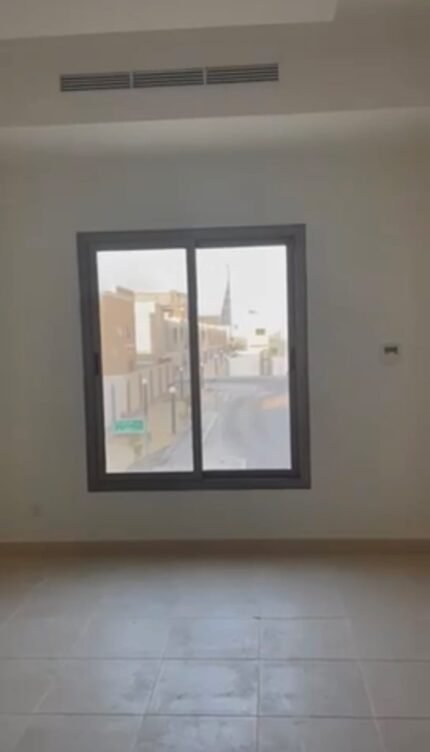 فيلا للبيع 575م² | الجبيل الصناعية – حي المطرفية (محلة الأراك 3)