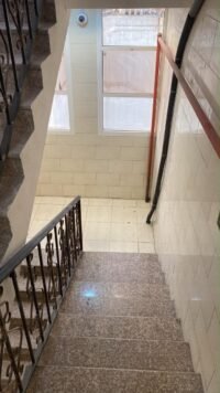 عمارة استثمارية (تجارية سكنية) للبيع 300م² (رأس بلك) | الجبيل البلد