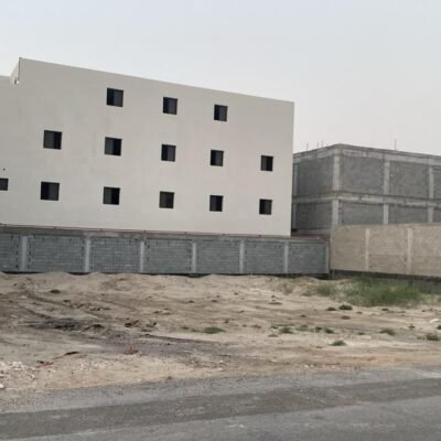 أرض سكنية 900م² للبيع | الخبر – حي الصواري